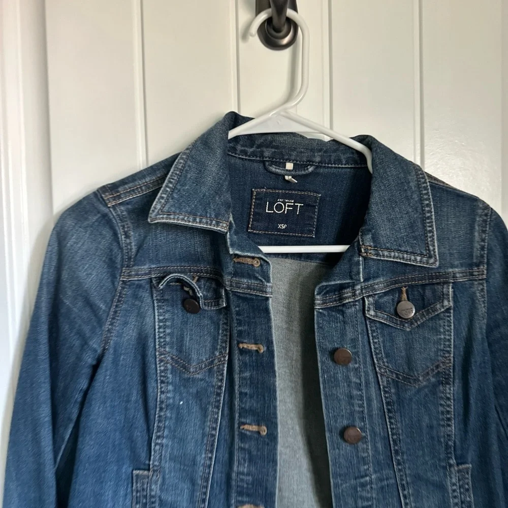 LOFT Women's Blue Denim Jacket - Picture 2 of 6